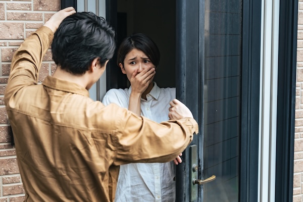 訪問買取（飛び込み営業）の押し買い